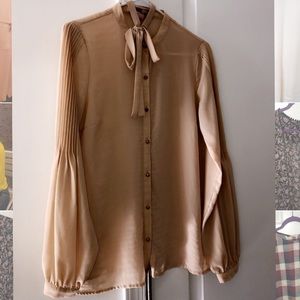 FOREVER 21 BRAND NEW TOPS FOR SALE!!!!!